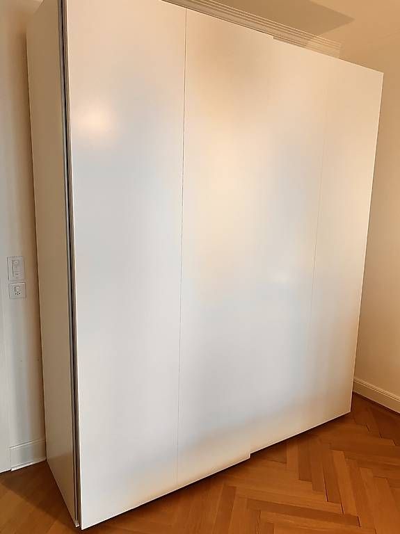 Armadi: Armoire IKEA PAX 200x66x238 – Usato da Lausanne venduto da tiagocas7183