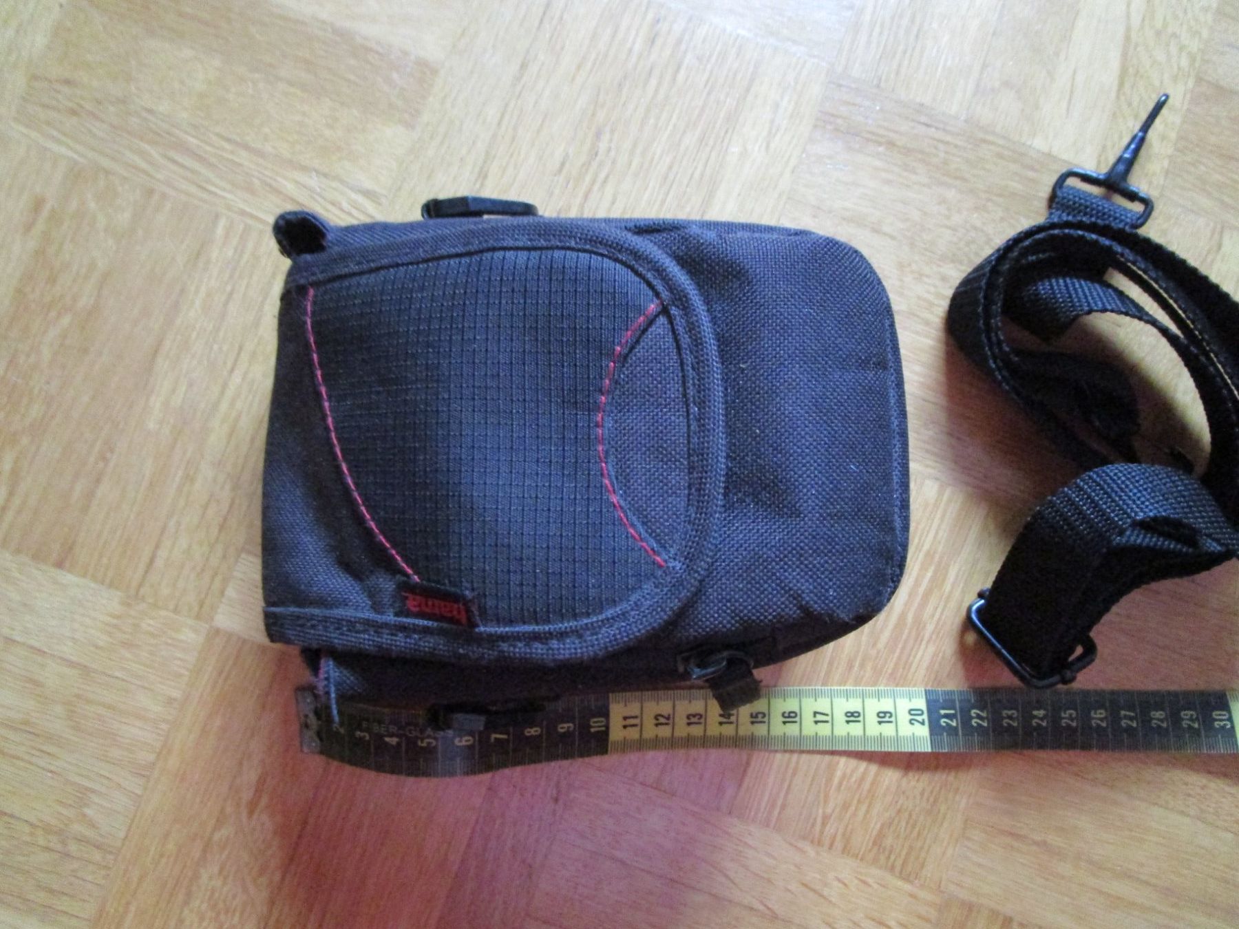 Hama Borse: Tasche für Kamera – Nuovo (secondo la descrizione) da Birmenstorf AG venduto da Edelweiss25 1