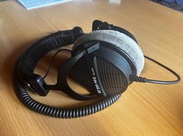 Beyerdynamic DT 990 Pro 250 Ohm  offene Studio-Kopfhörer