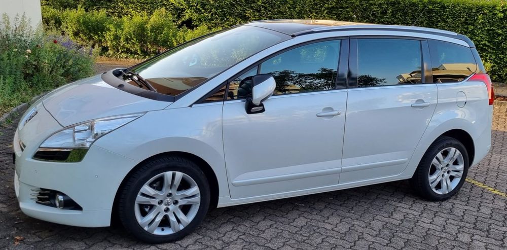 Zuverlässiges Familienfahrzeug Peugeot 5008