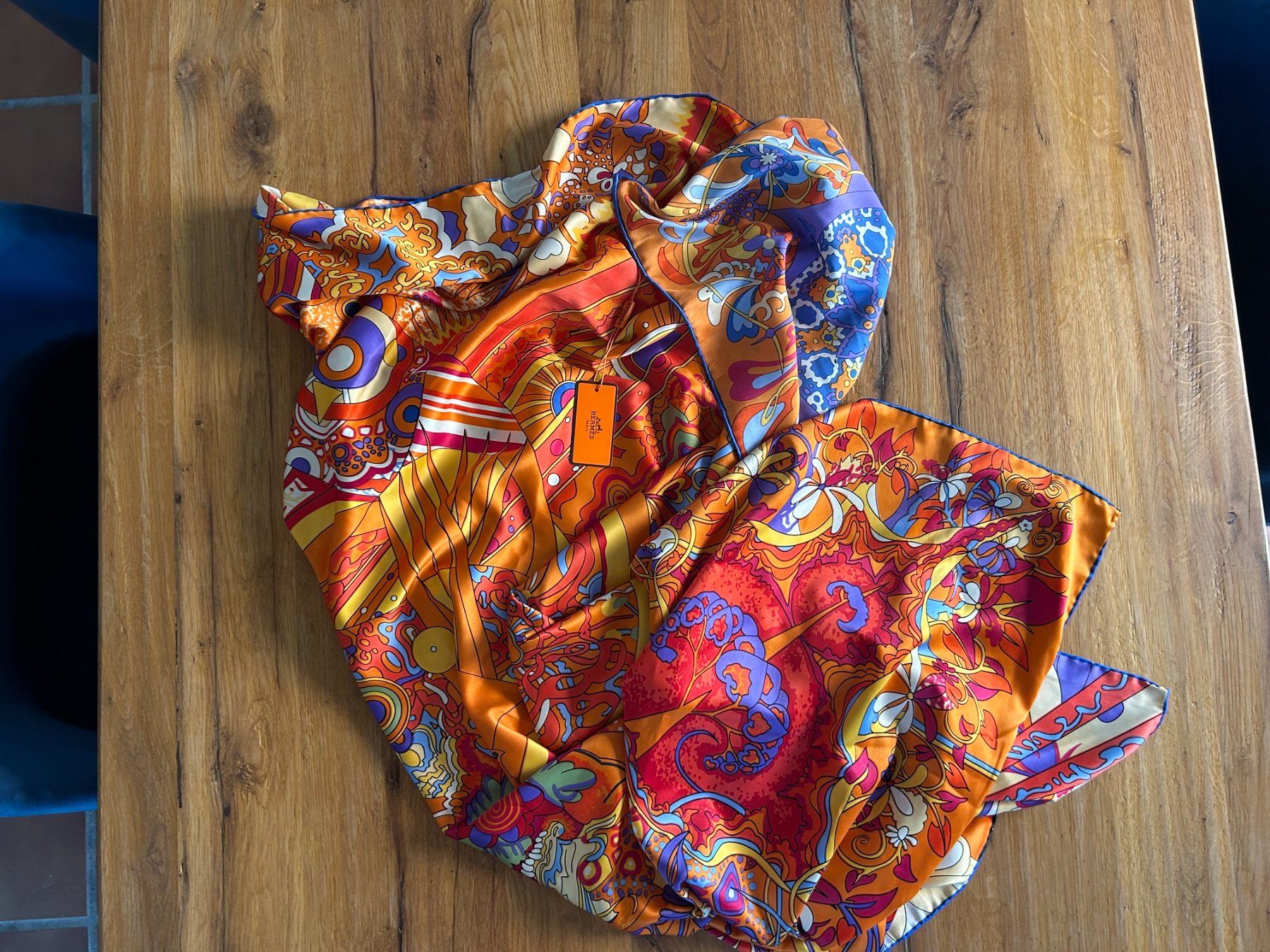 Hermès Foulards, Tücher & Schals: Seidenschal Hermes – Neu (gemäss Beschreibung) aus Binningen von Kilini