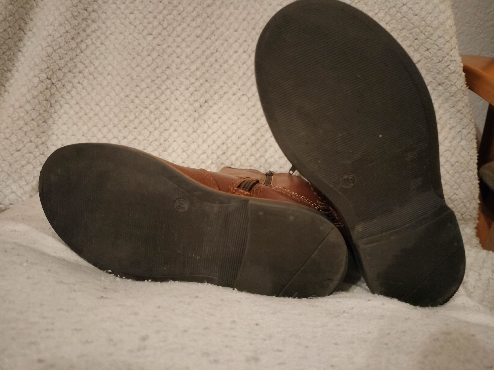 Schuhe für Mädchen: Stiefel GR 26 – Gebraucht aus Oftringen von sweden03 5