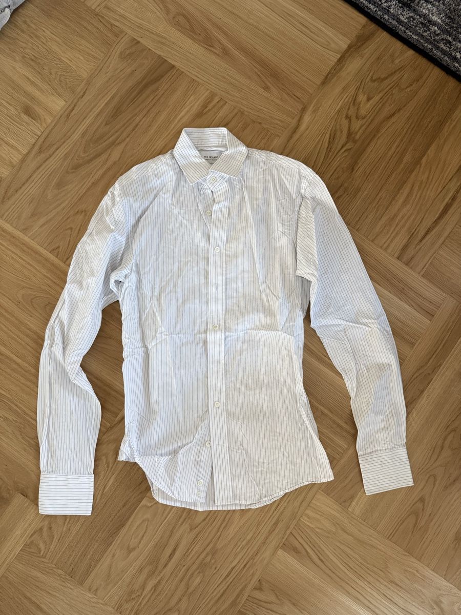 Pelikamo Camicie: Pelikamo - Classic Striped Button-Down Shirt – Usato da Zürich venduto da max_9ym2