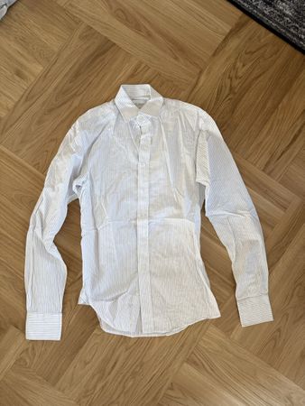 Pelikamo - Classic Striped Button-Down Shirt