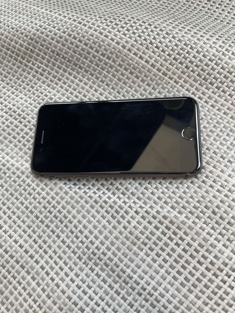 Apple Handys / Smartphones: Iphone 8 64 GB – Gebraucht aus Kölliken von Michi180 1