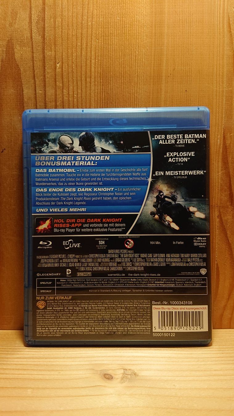 Tous les DVDs: BATMAN The Dark Knight Rises Blu-Ray – D'occasion à Wilderswil par Exebub 1