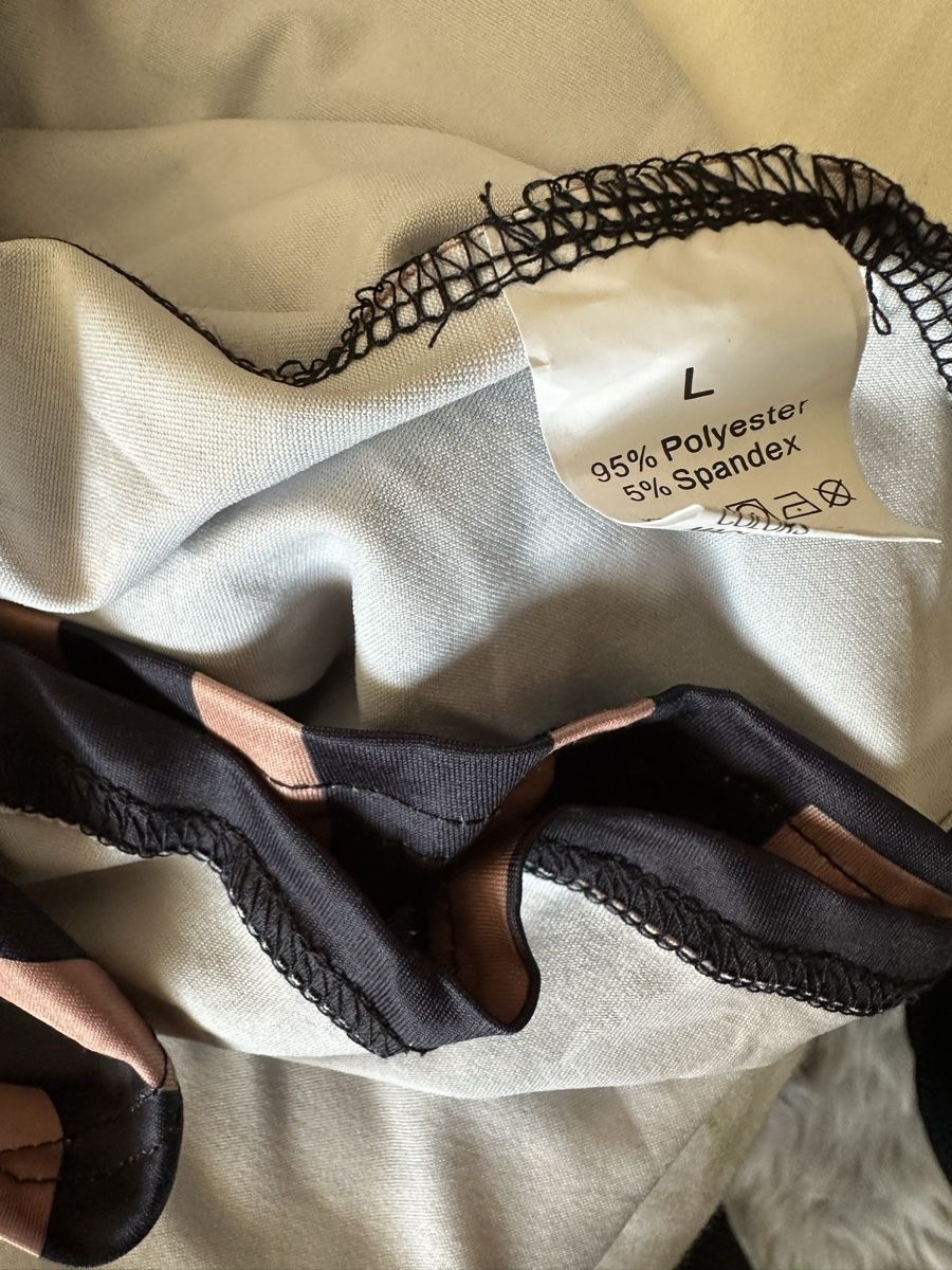 Robes: Damen Wunderschöne Kleider Gr/L – Neuf avec emballage d'origine à Basel par Ivana_4 6