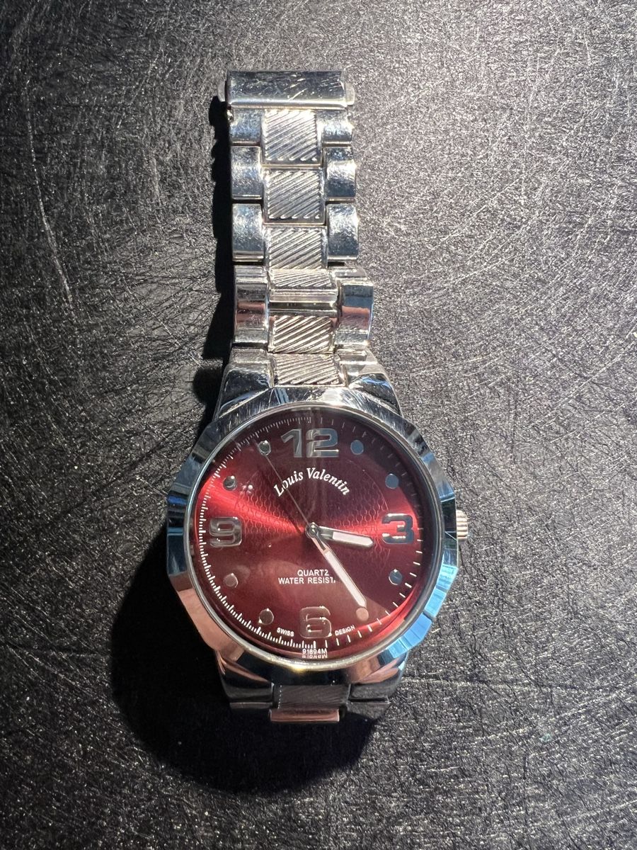 Orologi: Louis Valentin Uhr – Usato da Laufen venduto da groove60
