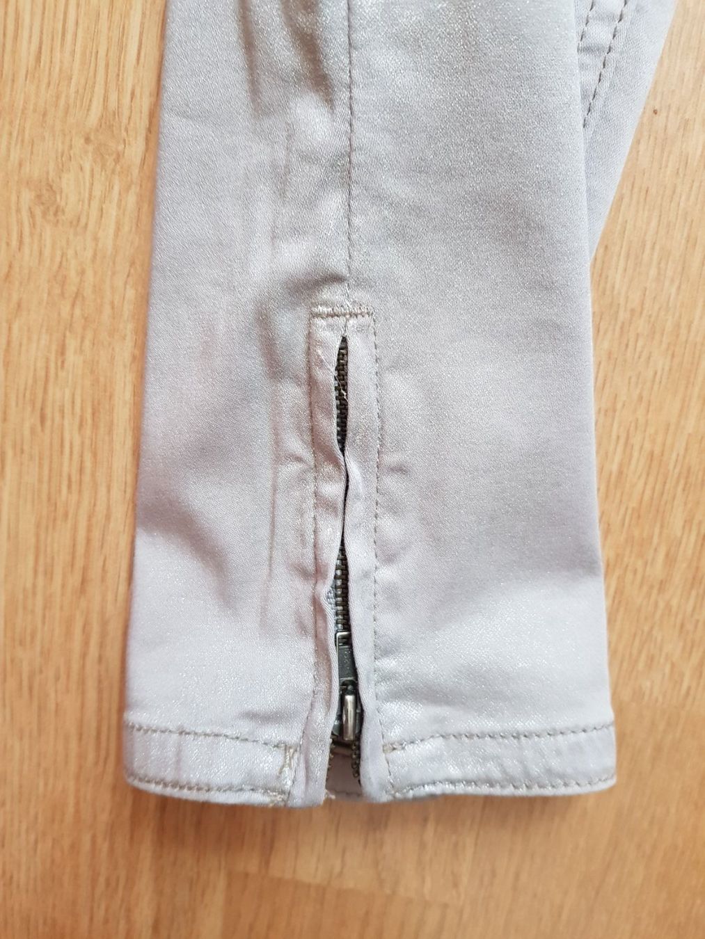 Nile Hosen: Tolle NILE Hose Gr.XS grau – Gebraucht aus Gwatt (Thun) von umwelt-brocki 5