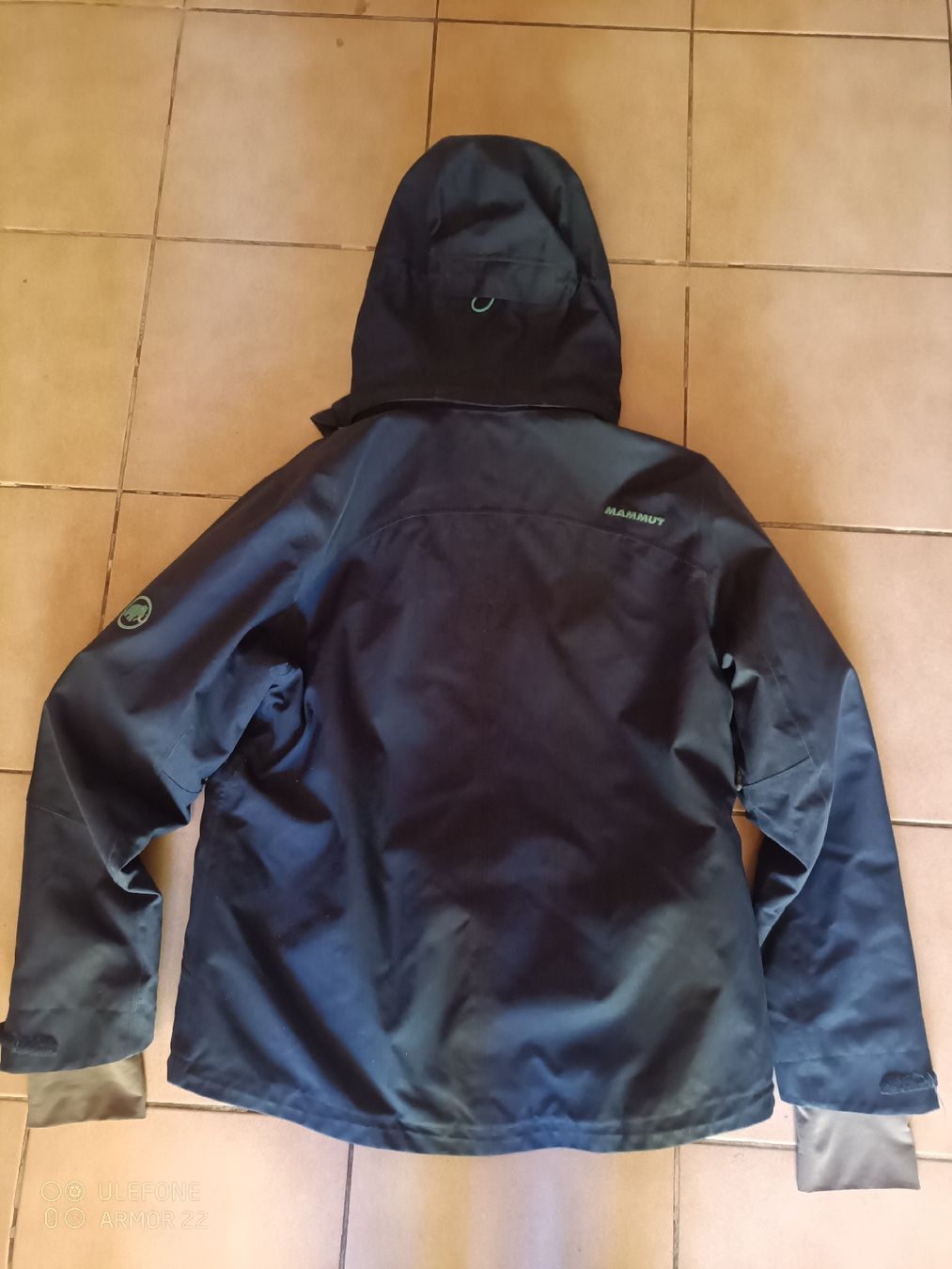Mammut Jacken: Mammut Jacke – Gebraucht aus Naters von deb_9cmp 1