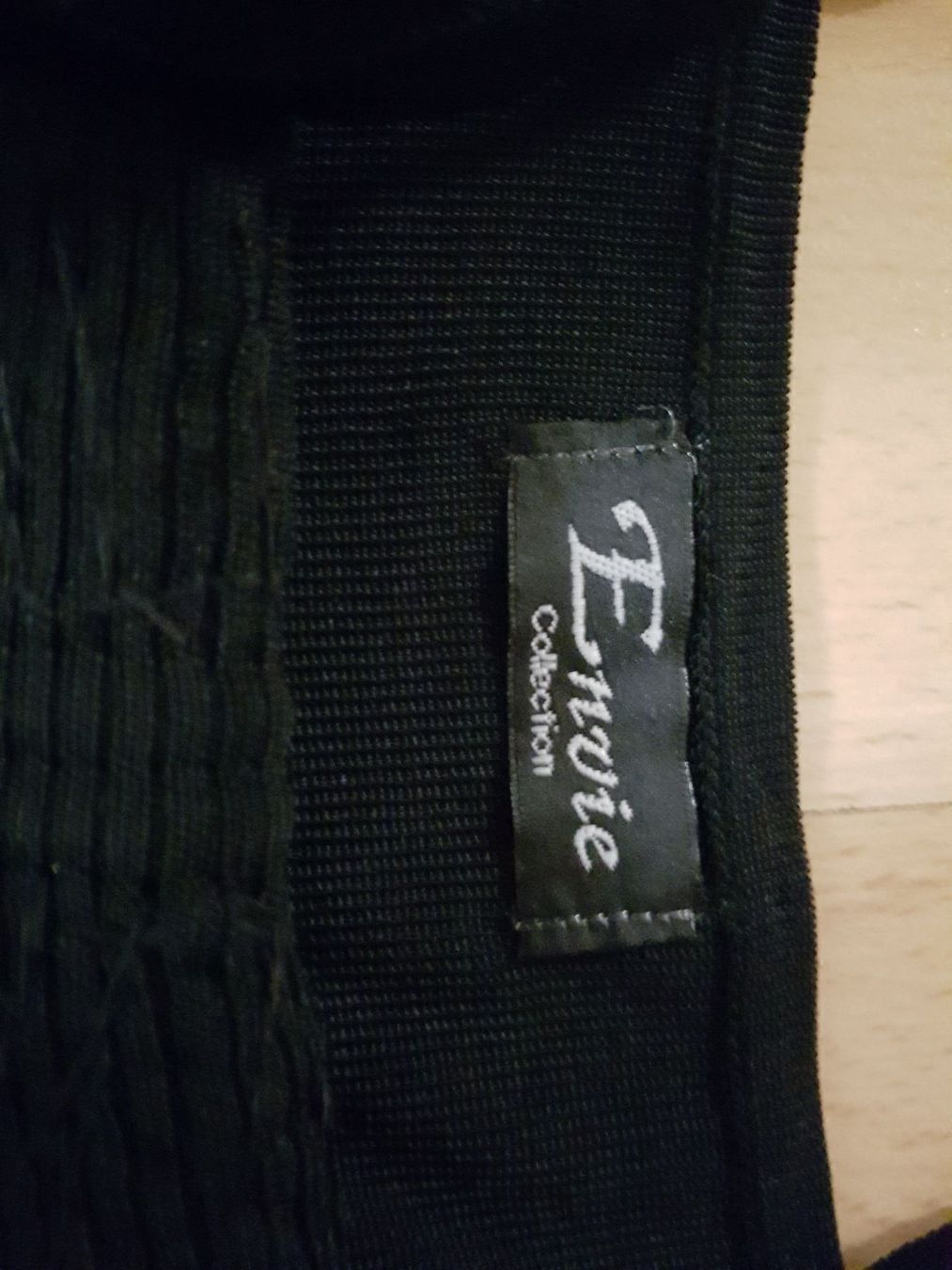 Top: Top-shirt – Nuovo (secondo la descrizione) da Schöfflisdorf venduto da CrRG21 1