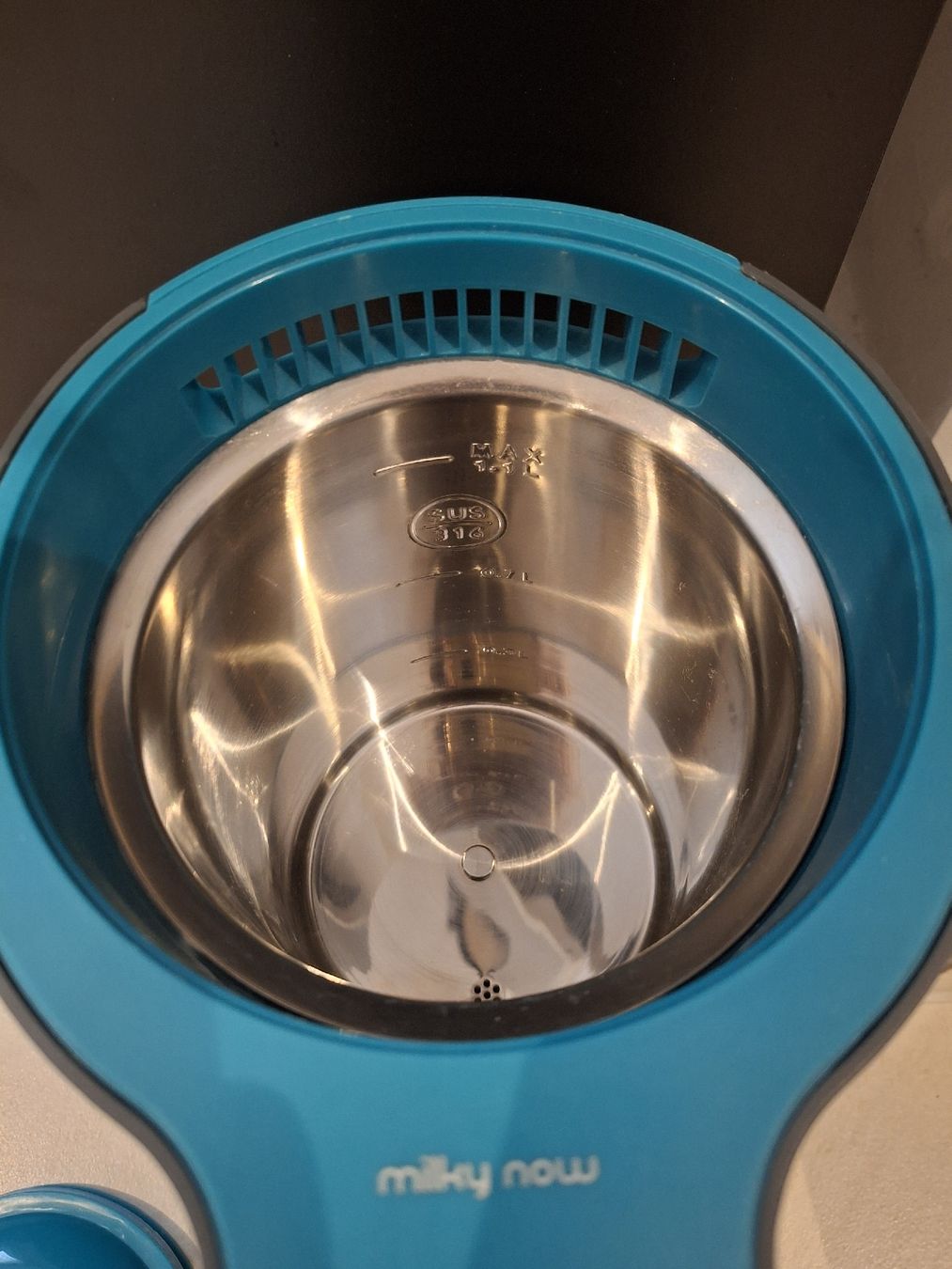 Sanitär: Chauffe-biberon/Chauffe-eau – Gebraucht aus Gollion von cri_6nh9 1