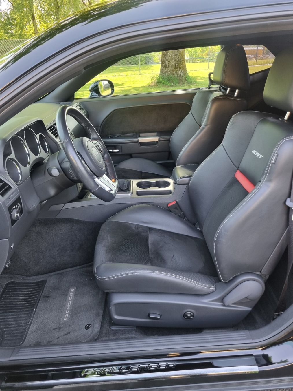 Dodge Automobili: Dodge Challenger SRT8 6.4L !!Handschalter!! – Usato da Nürensdorf venduto da pge002 5