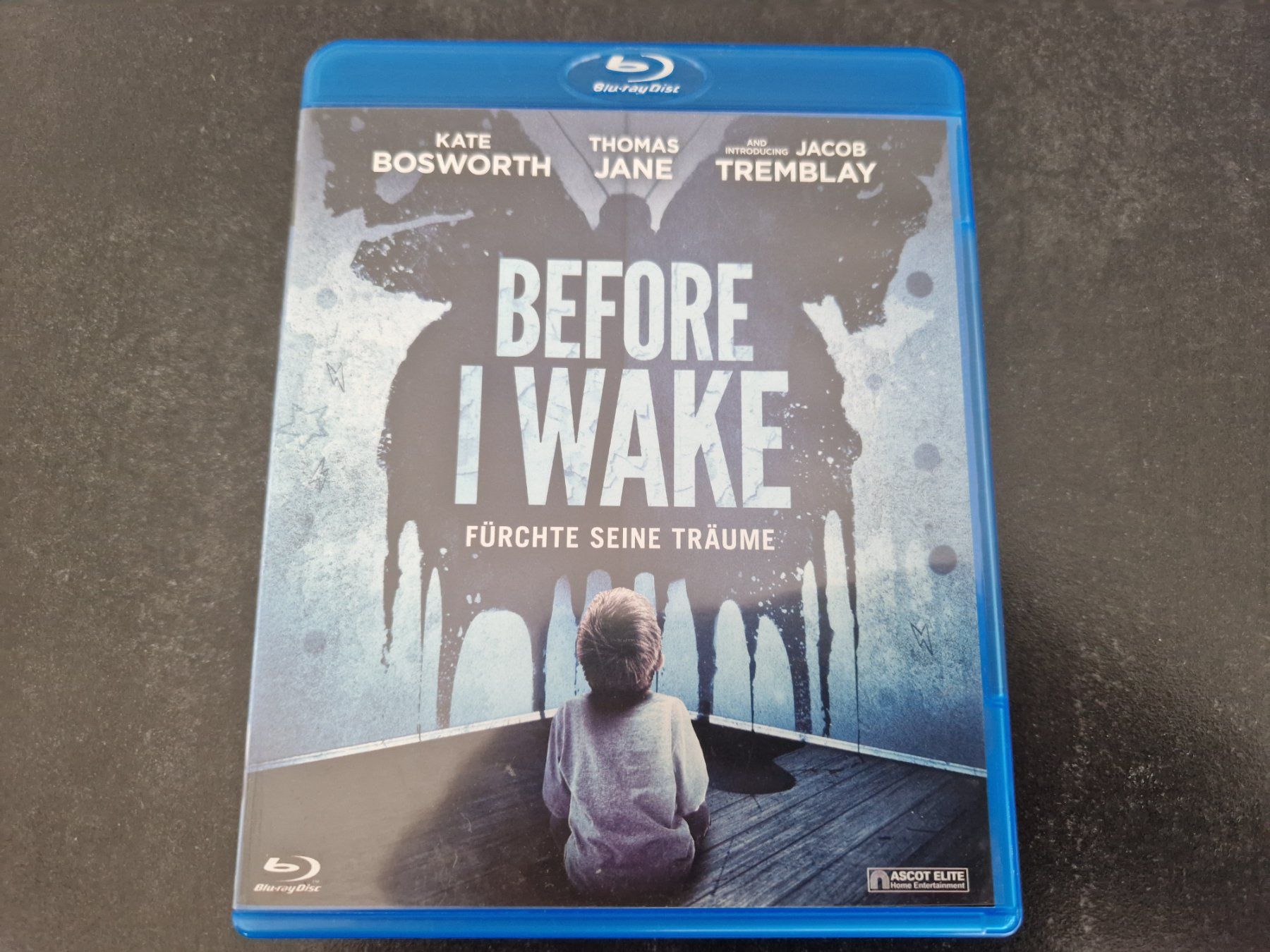 Tutti i DVDs: Before I Wake Blu-Ray Topzustand – Usato da Buchs SG venduto da Herc01
