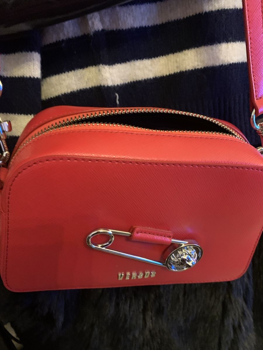 Sacs femmes: Sac Versace versus – Neuf (Voir description) à Lausanne par DyDy33