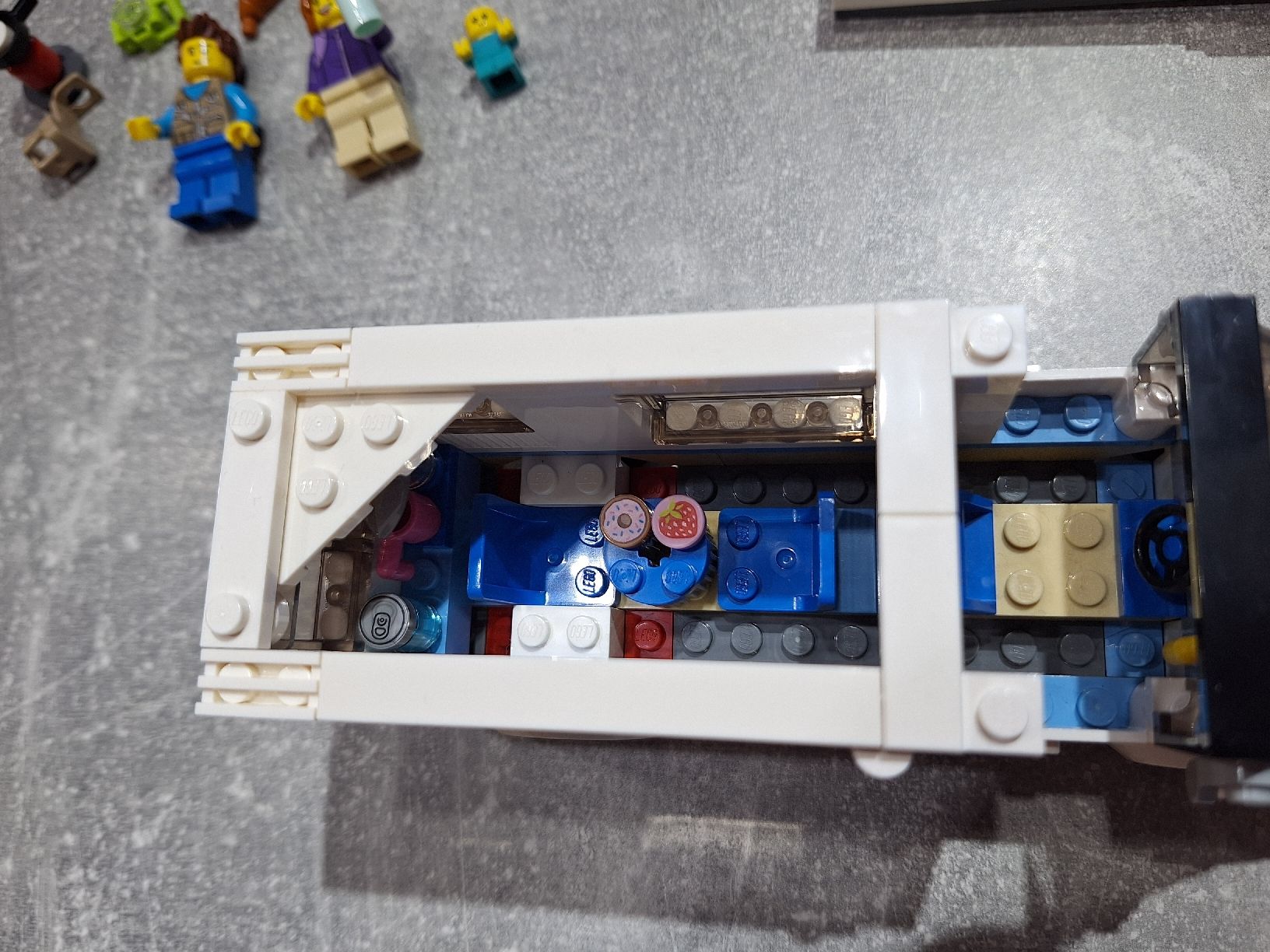 Lego Giocattoli: Lego 60283 Ferienwohnmobil – Usato da Egerkingen venduto da Niceli1 4