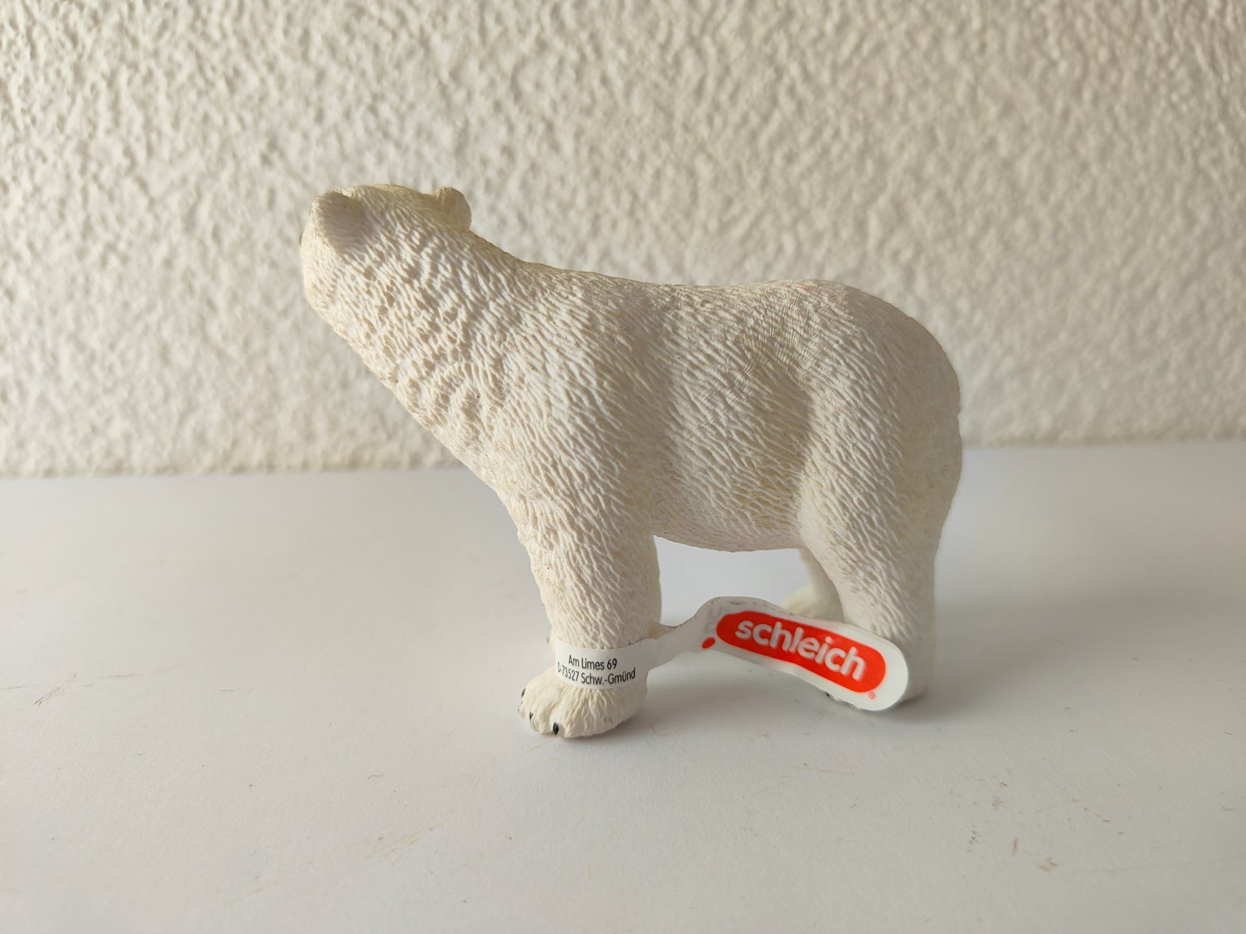 Schleich Statuette: Schleich Eisbär Fähnchen Meerestier Zoo – Usato da Thalwil venduto da FigurenFreunde 2