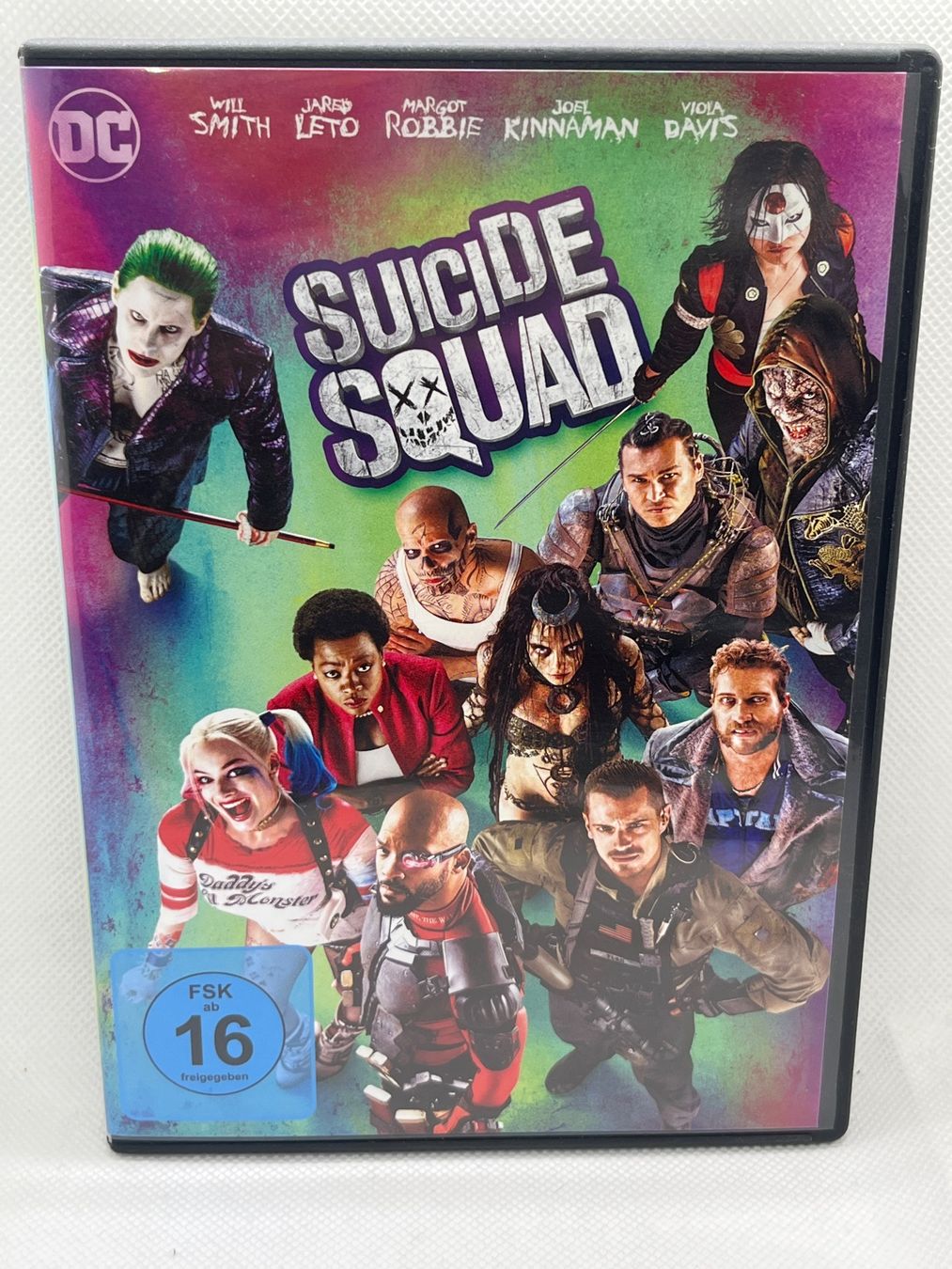 Tutti i DVDs: Suicide Squad DVD – Usato da Hinterkappelen venduto da Kim1992