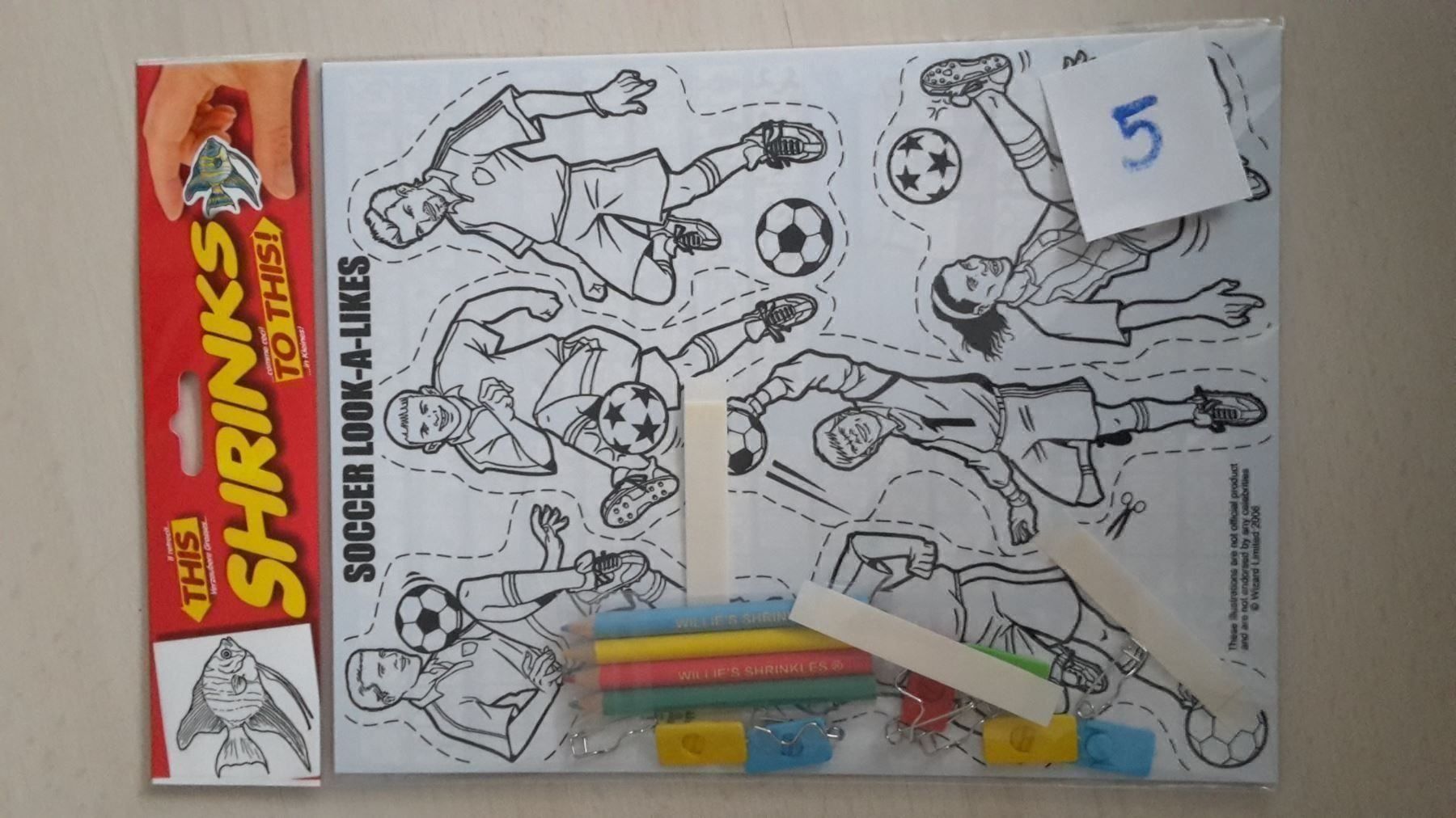 Kit bricolage: Shrinkie Dinkie - Schrumpffolie – Nuovo e nell'imballaggio originale da Walterswil SO venduto da peiper2 4