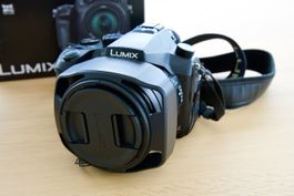 Panasonic Lumix FZ2000 – Bridge-Kamera mit 1"-Sensor, 20x Zo