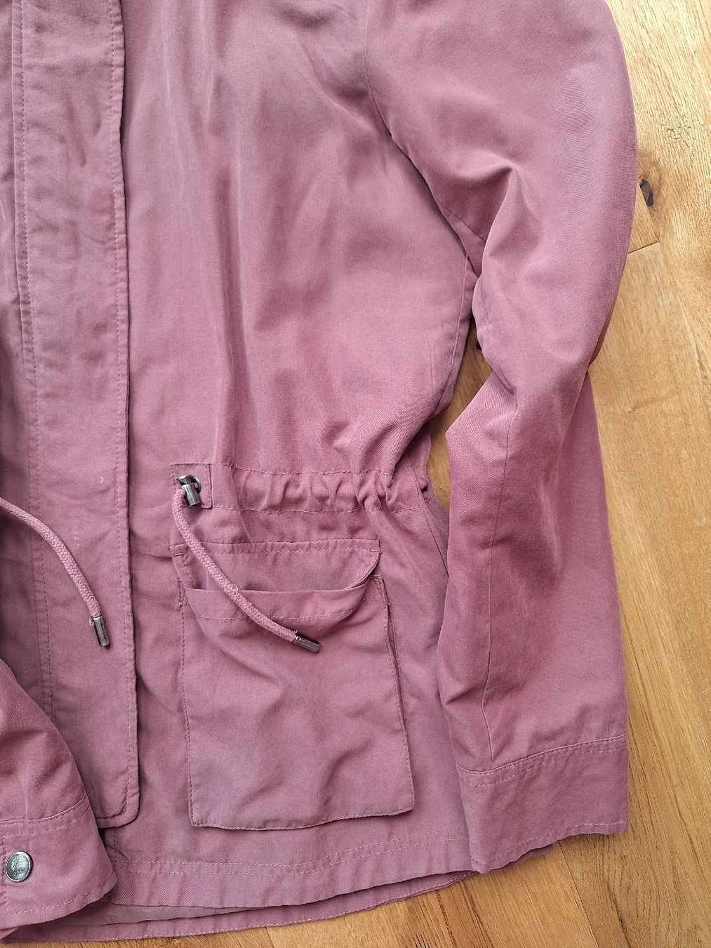 Only Jacken: ONLY Übergangsjacke, Grösse M, Farbe Altrosa – Gebraucht aus Wangen an der Aare von jan_2zxv 1