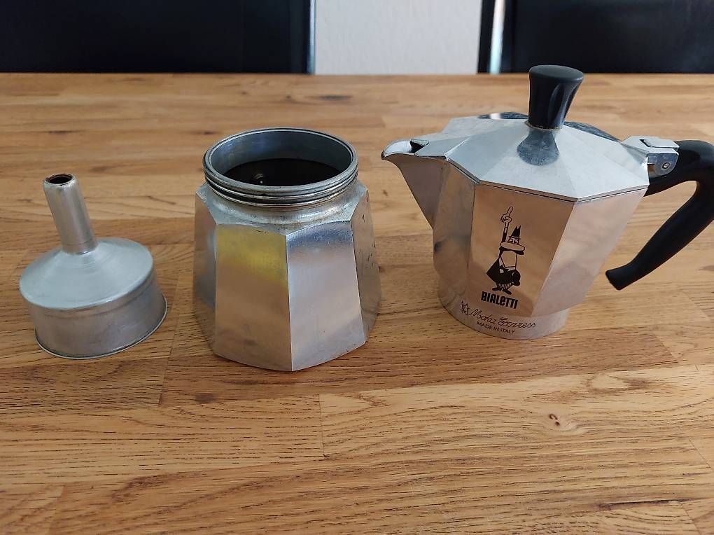 Machines à café & Machines à expresso: Bialetti Moka - 2 Tassen – D'occasion à Urtenen-Schönbühl par alexaz 1