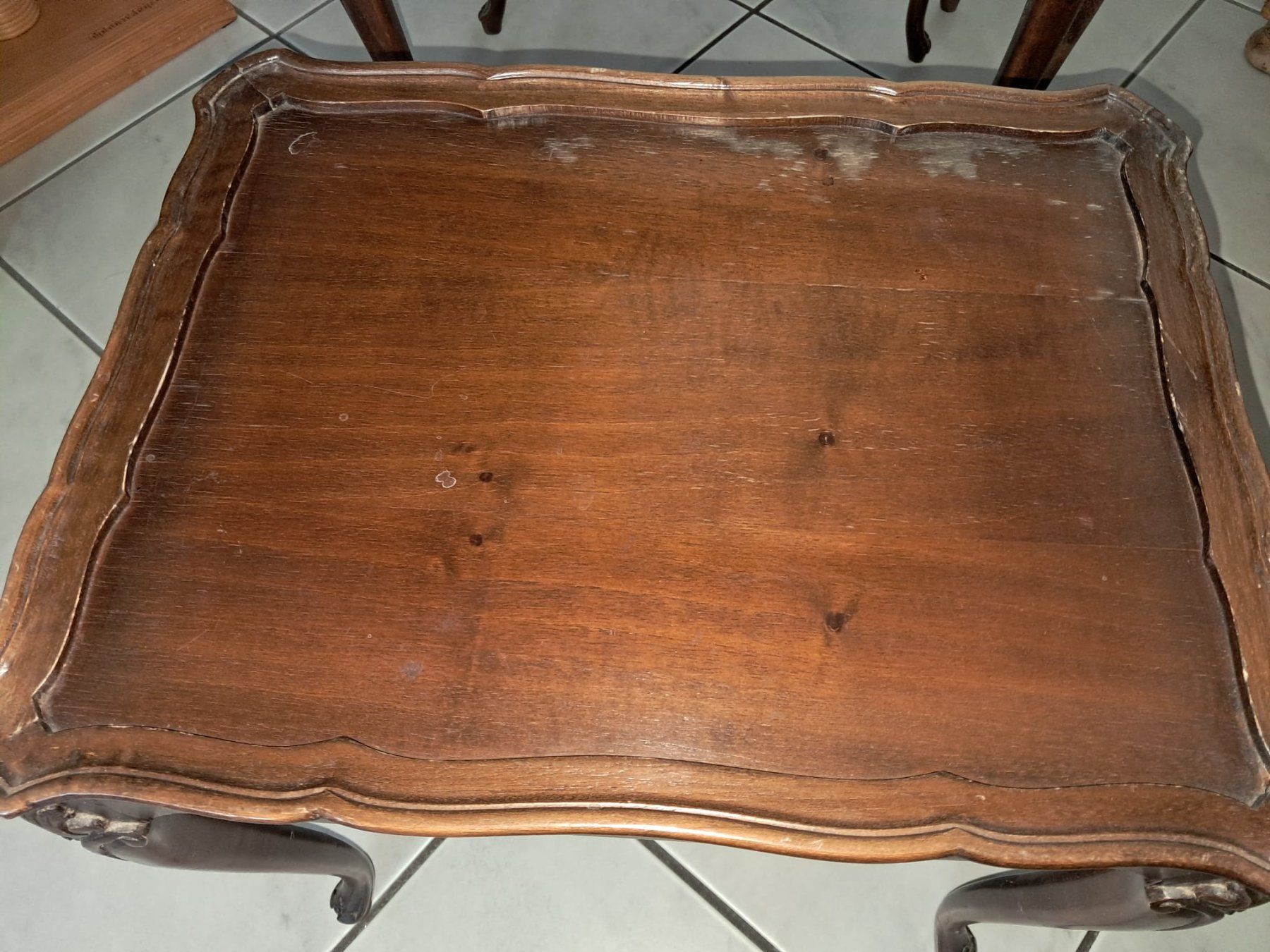 Set di tavolo e panche: Beistelltische 3er-Set – Usato da Aesch BL venduto da Aesch58 3