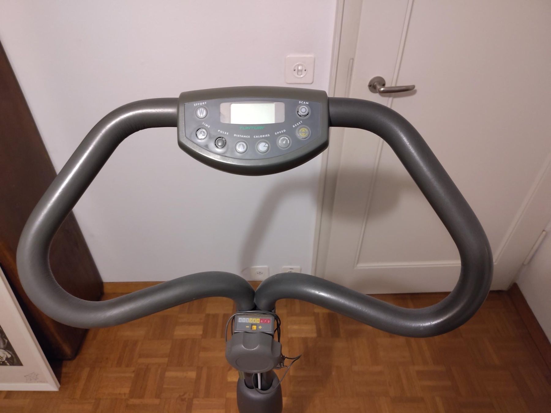 Tunturi Vélos d'appartement: Tunturi Ergometer E610 – D'occasion à Küsnacht ZH par dwst 2