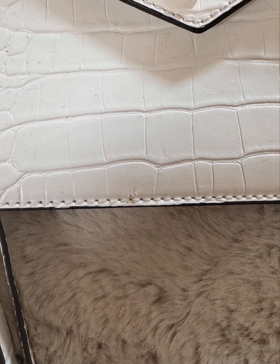 Guess Taschen für Damen: Guess Tasche – Gebraucht aus Netstal von Djukaxgajic01 4