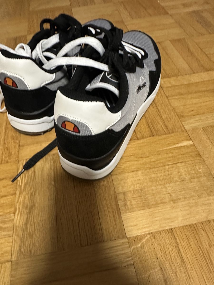 Ellesse Scarpe da uomo: Ellesse Benji Hr, Schwartz/grau, 41 – Nuovo e nell'imballaggio originale da Neuchatel venduto da feta_ze 3