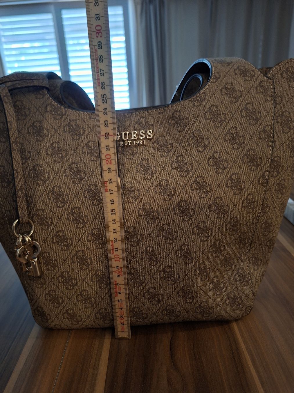 Guess Sacs femmes: Shopper GUESS braun – D'occasion à Hittnau par som_x965 2