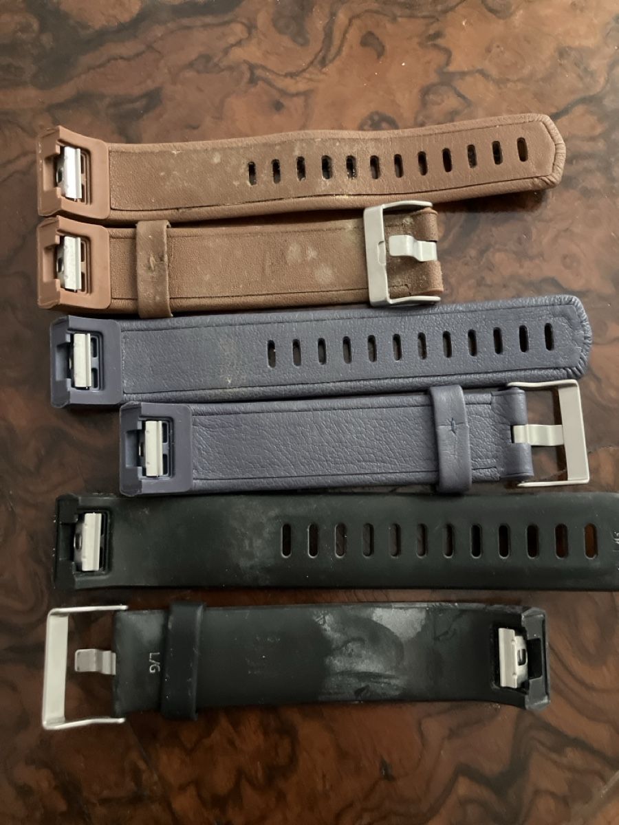 Bracciali & Braccialetti: 3 x Armband Fitbit Charge 2, Large – Usato da Zürich venduto da Mameloschn
