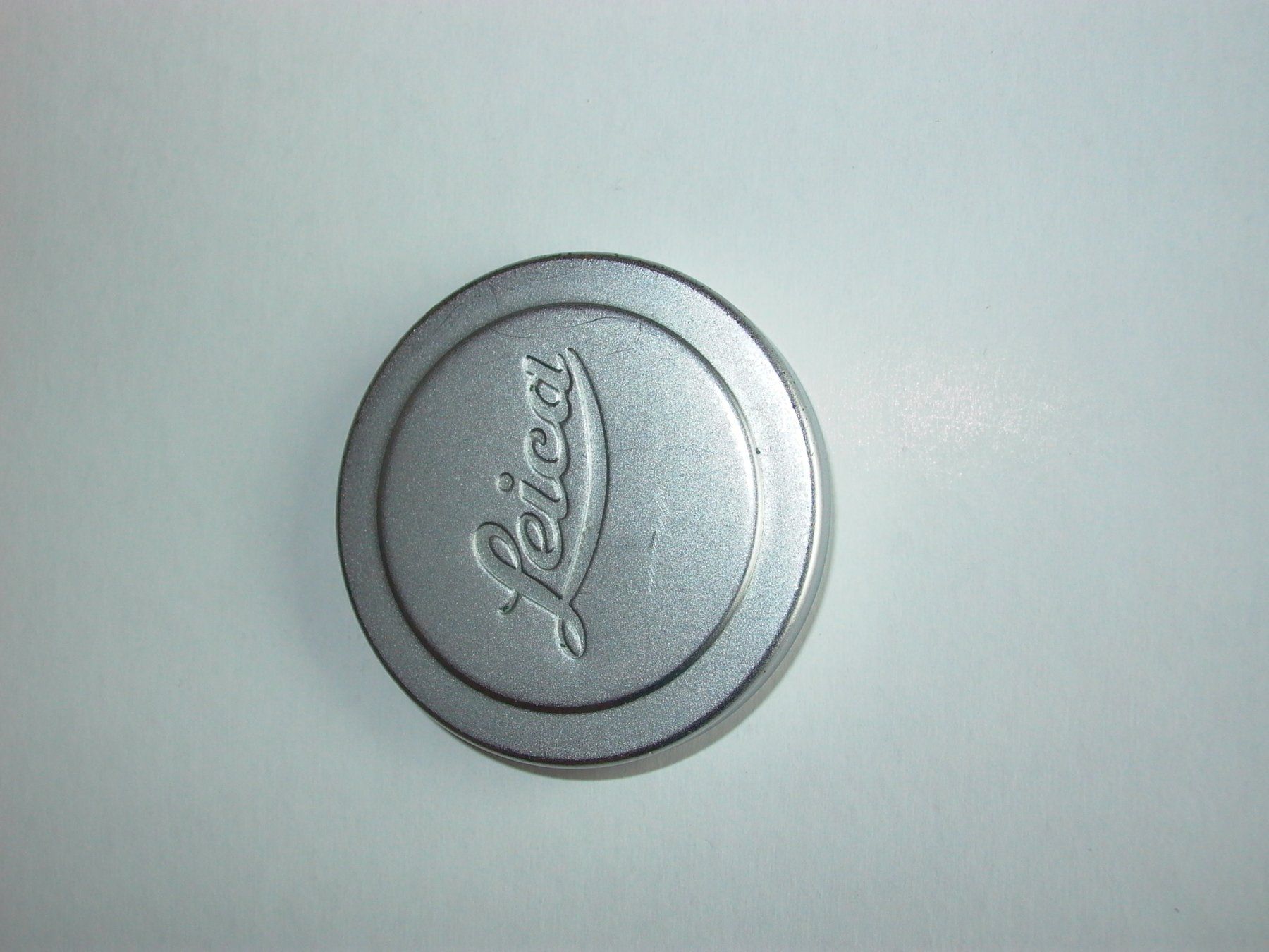 Fotocamera: COPERCHIO LEICA 43mm – Usato da Calpiogna venduto da maloernox