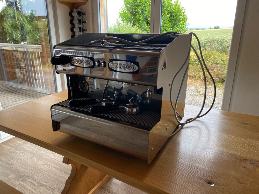 Gut erhaltene Siebträgermaschine, Kaffeemaschine zum Verkauf (Gebraucht ...