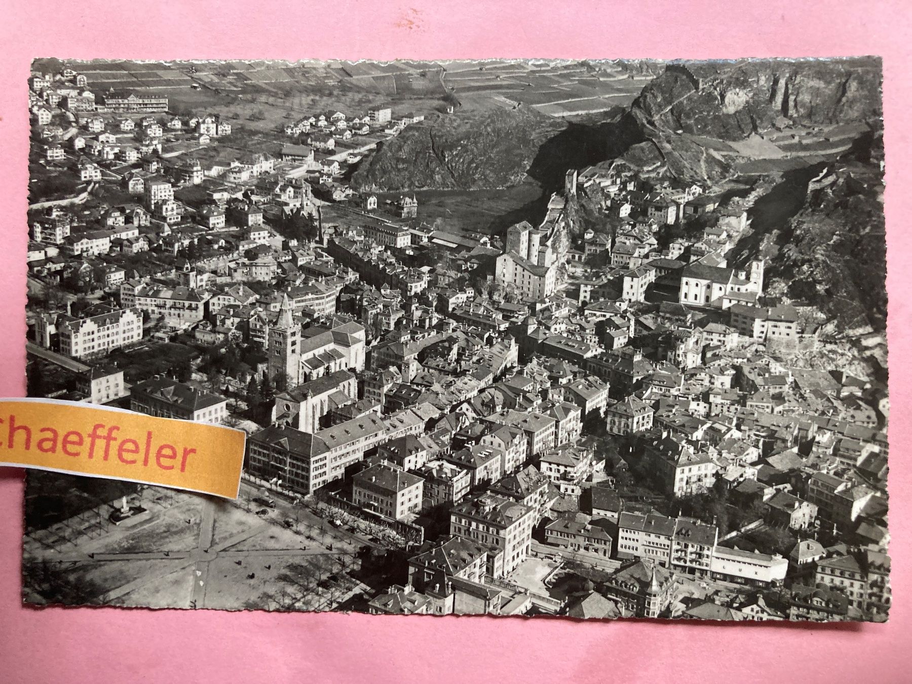 Cartoline postali: Vue aérienne Sion. – Usato da Zürich venduto da Chaeffeler