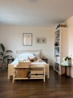Bett inkl. Lattenrost und Matratze