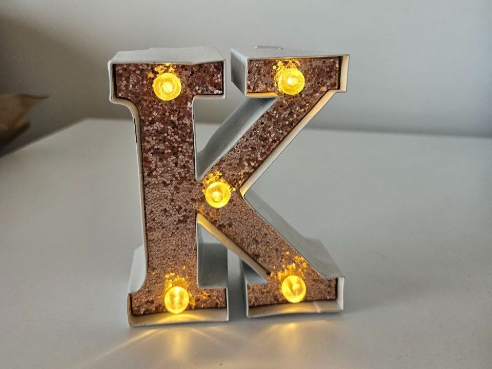Tutte le decorazioni: Decorative letter K – Nuovo (secondo la descrizione) da Affoltern am Albis venduto da Katarinushka