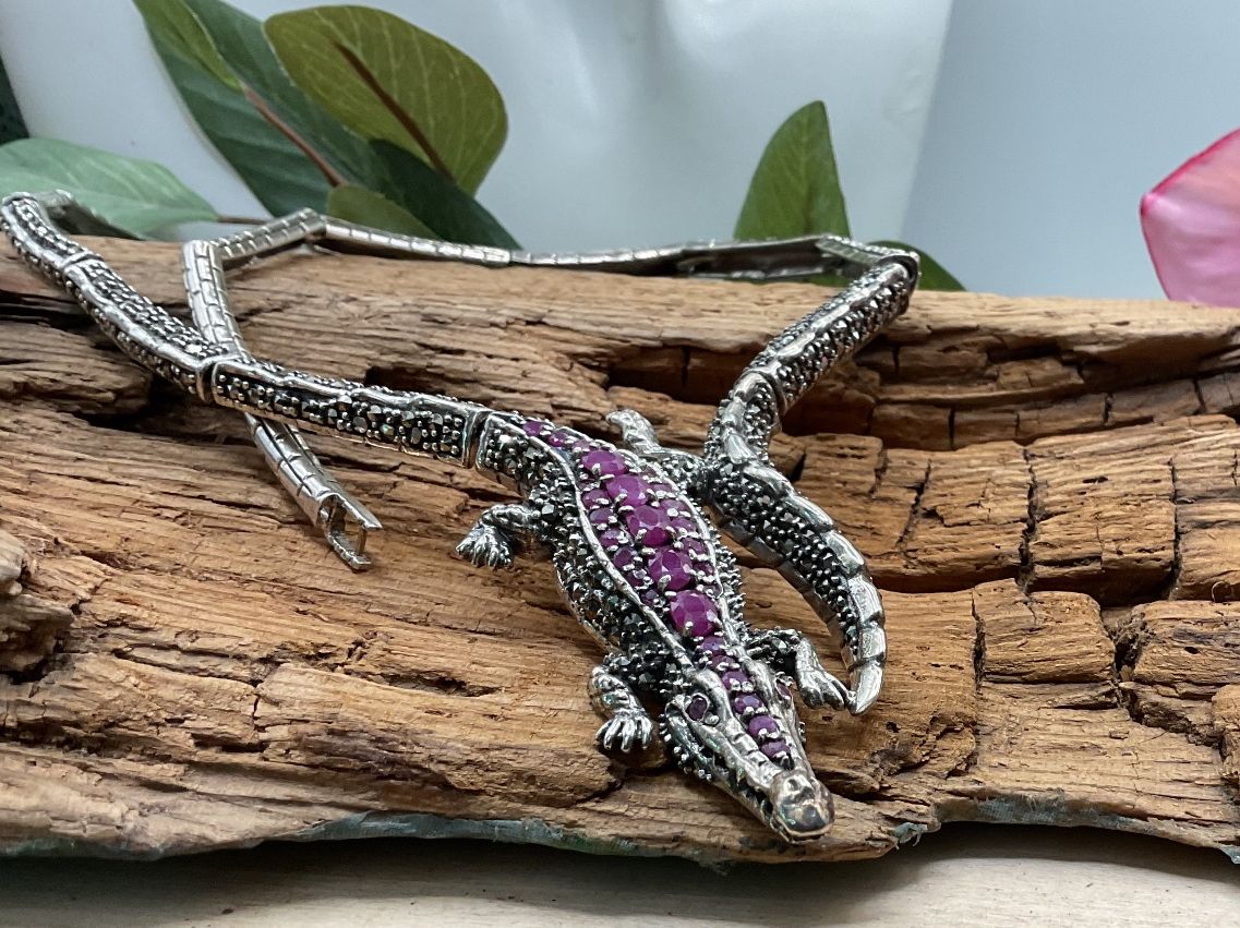 Ketten: Krokodil-Collier mit Rubinen , 925er Silber, Top! – Neu (gemäss Beschreibung) aus Luzern von S.Kern01