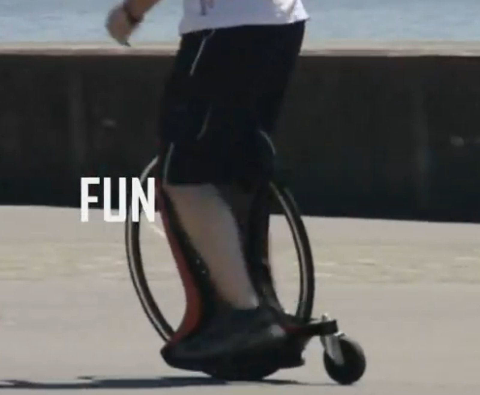 Velos: Magic Wheel (Einrad-Skate-Hybrid) – Neu (gemäss Beschreibung) aus Zürich von danihell 2