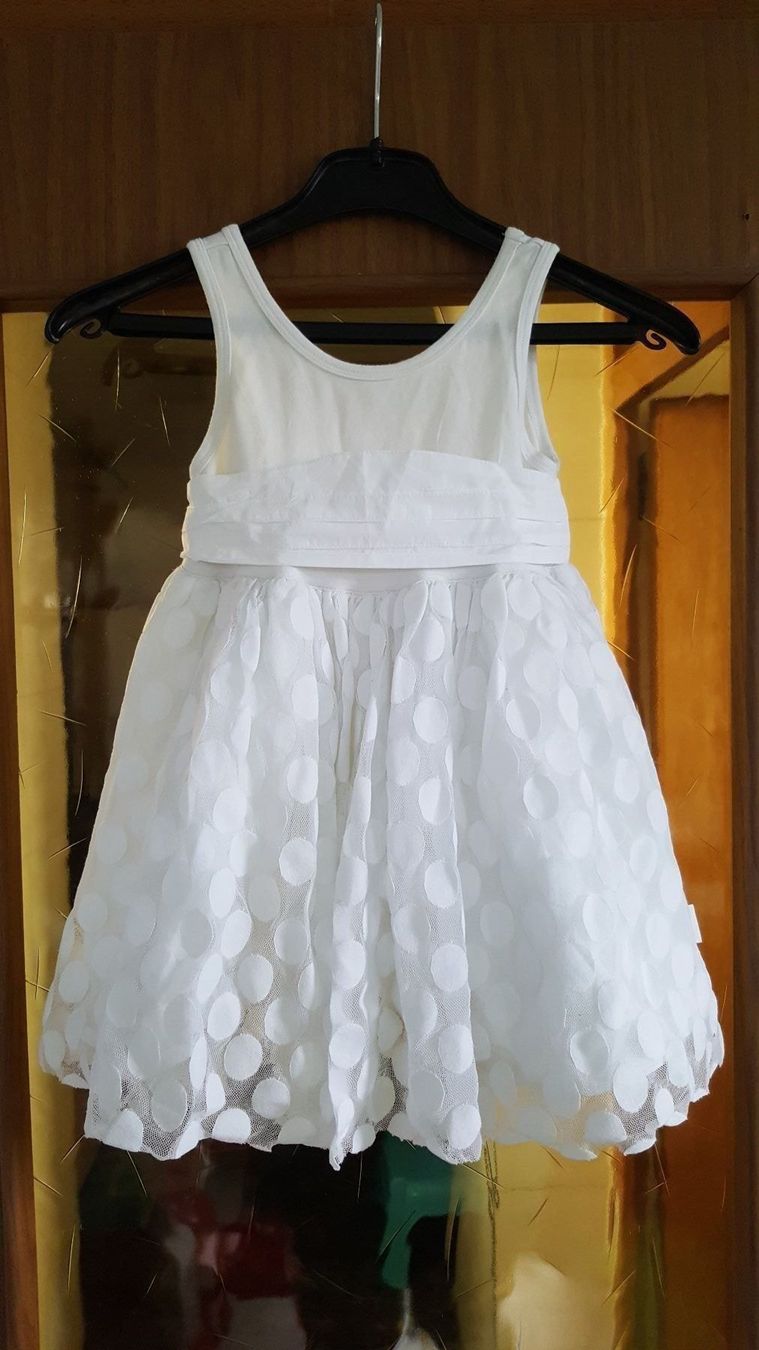 Jottum Vestiti & Gonne: Festkleid von Jottum Gr. 116 – Usato da Widnau venduto da KleineHonigblume