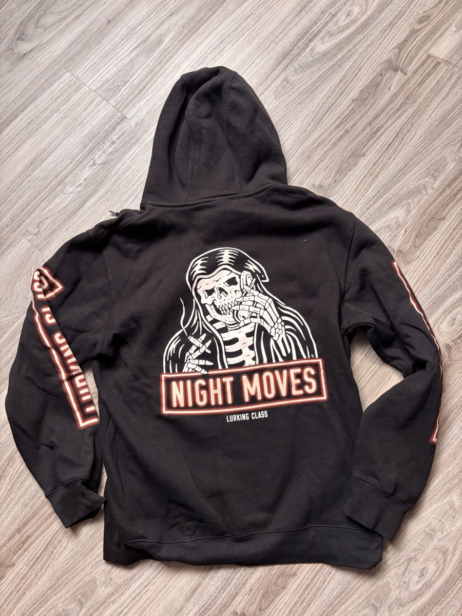 Maglioni & Felpe: Hoodie, Grösse M, Schwarz,back Print – Usato da Gossau SG venduto da Swisslady25