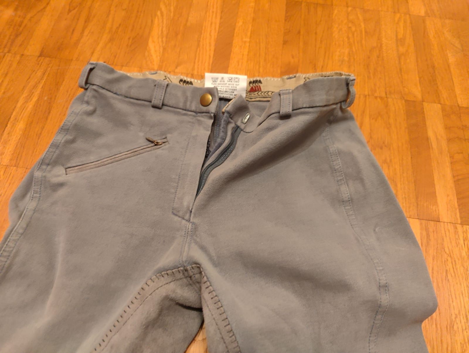Pantaloni: Graue Reithose, 4Riders – Usato da Obfelden venduto da andrinamariaa 1