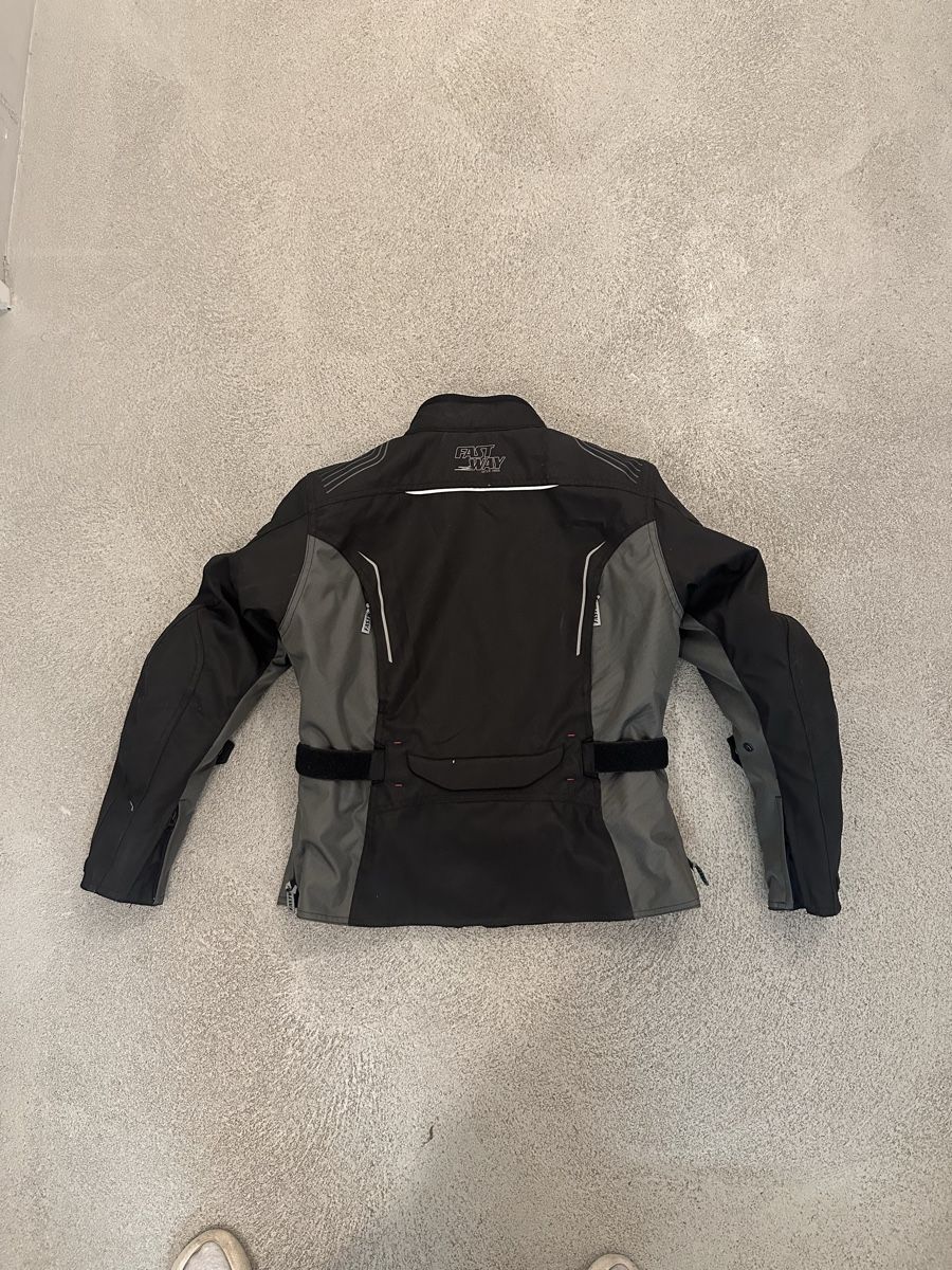 Vestes: Motorradjacke – Neuf (Voir description) à Henggart par 00Silverstar00 1