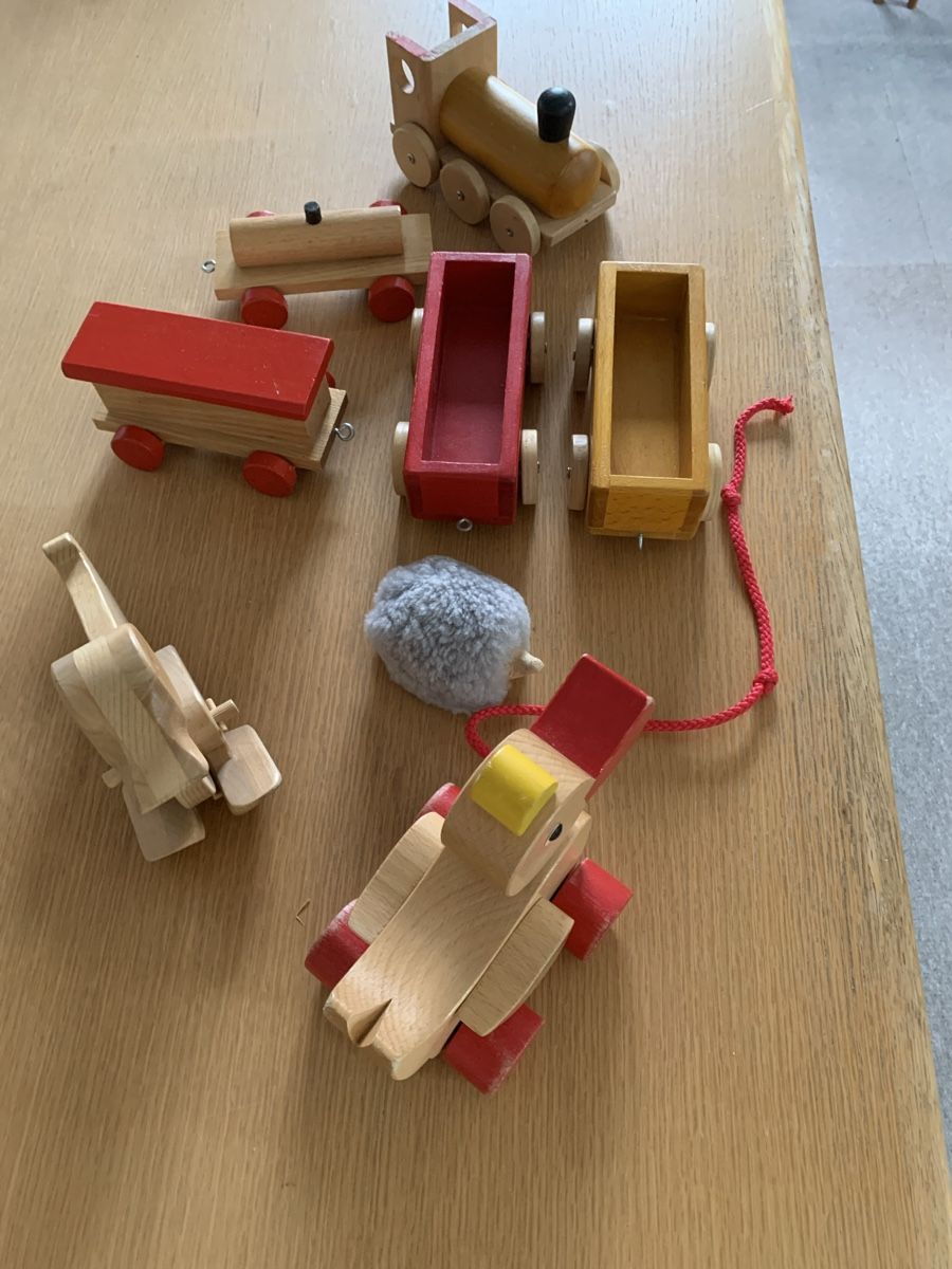 Spielzeuge: Holzspielzeug, gebraucht, 2 leicht Defekt – Gebraucht aus Winden von EmilNeu 9