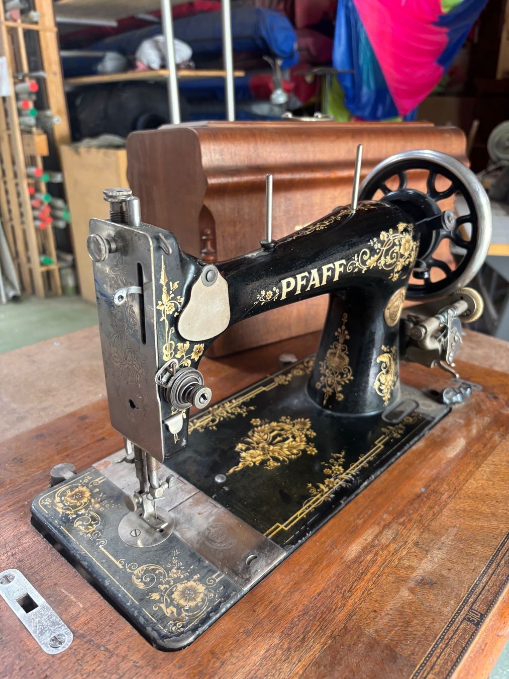 Pfaff Macchine da cucire: Vintage Pfaff Nähmaschine – Usato da Oey venduto da timetofly 1