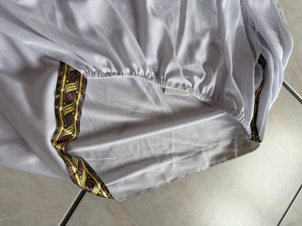 Römische Toga mit Riemensandalen und Zubehör (Gebraucht) in Lützelflüh ...