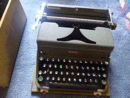 HERMES 2000 Koffer-Schreibmaschine,Paillard-Yverdon,gepflegt