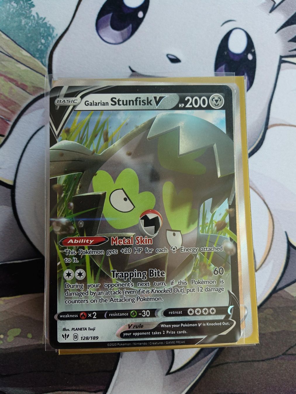Pokémon Carte collezionabili: Galarian Stunfisk V – Usato da Altstätten SG venduto da GGsGameshop