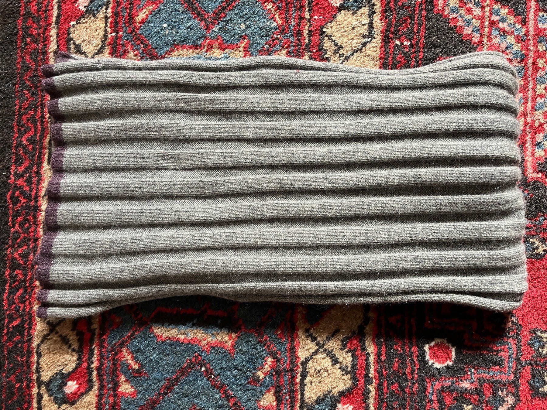 Brunello Cucinelli Schals: Brunello Cucinelli Cashmere Schal – Gebraucht aus Zürich von Adelmax