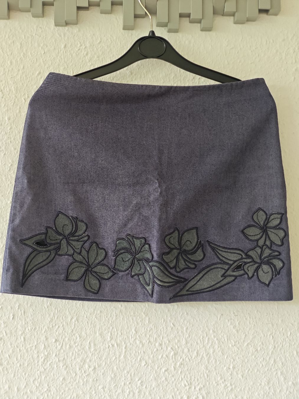 Gonne: skirt (S/M) – Nuovo (secondo la descrizione) da Meyrin venduto da Muchacho7